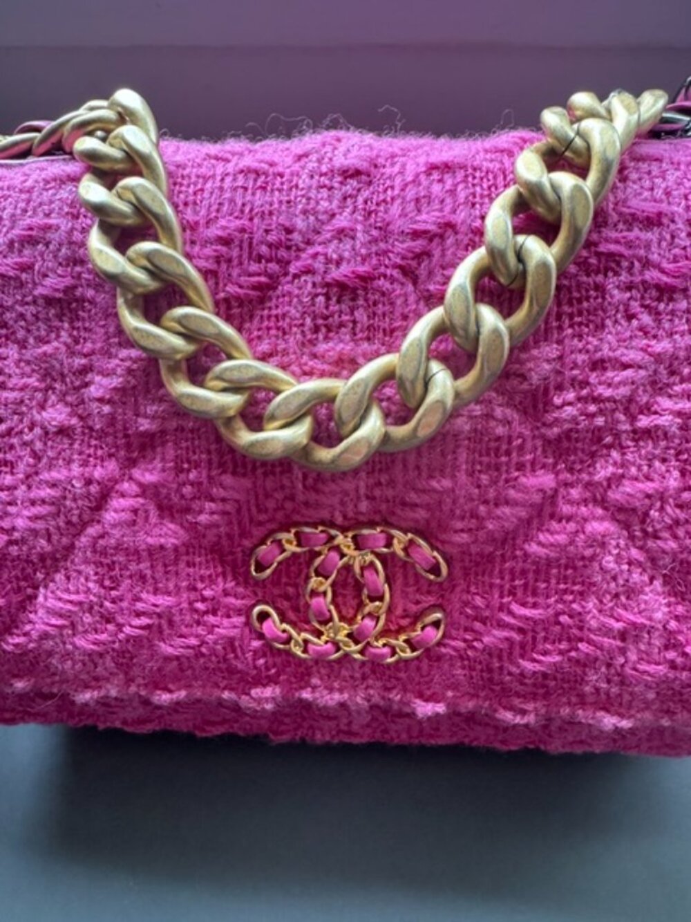 Chanel Pink Tweed 19 Wallet on Chain FW 2019 with lambskin coin purse NIB - Picture 3 of 15